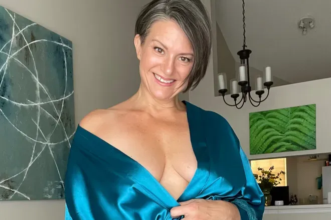 OnlyFans cuenta carly_579 header 2