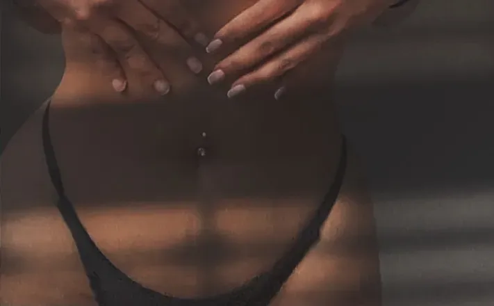 OnlyFans cuenta nmarianela header 2