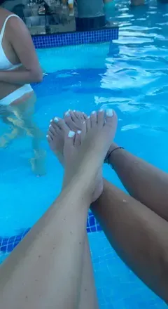 OnlyFans cuenta toes4tits avatar 1