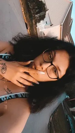 OnlyFans account  mizzmorningstarr avatar 1