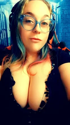 OnlyFans cuenta blumystvampire86 avatar 1