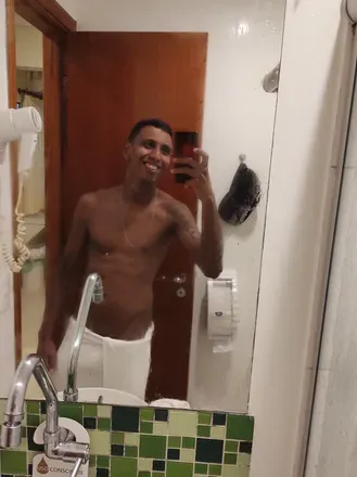 OnlyFans account  lucashenrivini avatar 1