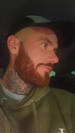 OnlyFans cuenta beardedjay.dom avatar 1