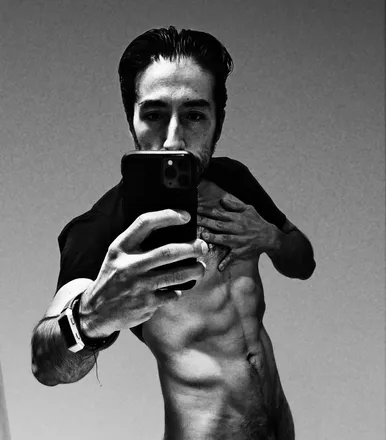 OnlyFans account  esejxxxr avatar 1