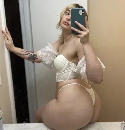 OnlyFans account  lilhoneydoeeyes avatar 1