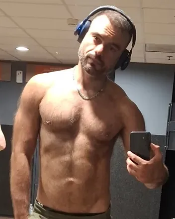 OnlyFans cuenta alpd88 header 1