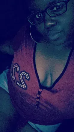 OnlyFans account  freakyisha avatar 1
