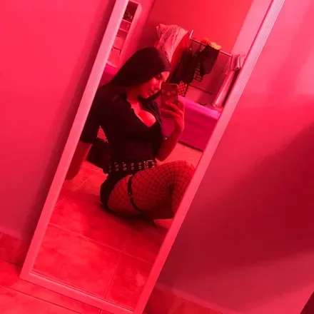 OnlyFans cuenta angiezad header 2