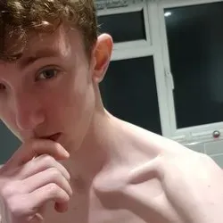 OnlyFans cuenta comfy_twink avatar 1