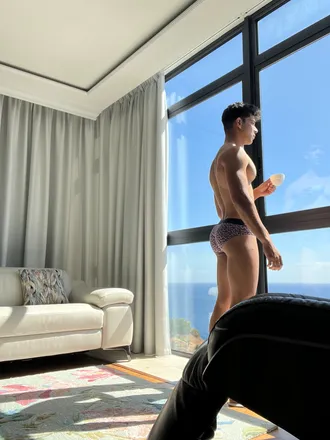 OnlyFans cuenta gutzpietto header 2