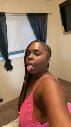 OnlyFans account  bmonee avatar 1