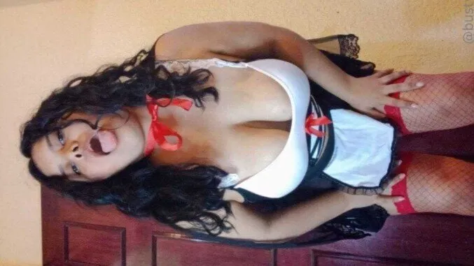 OnlyFans account  busty-latina header 2