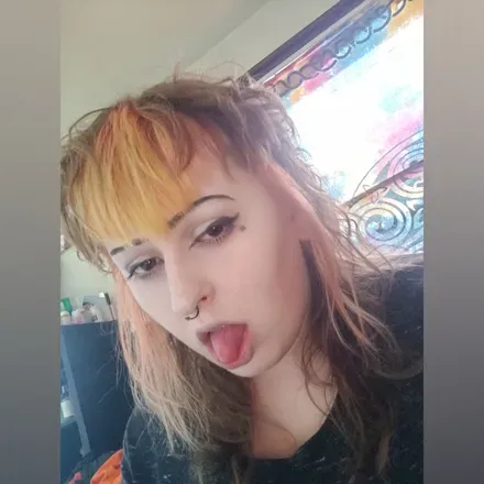 OnlyFans account  minecraftcreeper avatar 1