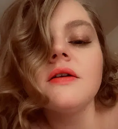 OnlyFans cuenta vampqueenie avatar 1