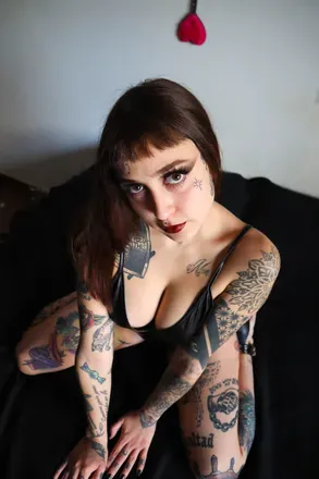 OnlyFans cuenta b_crybaby avatar 1