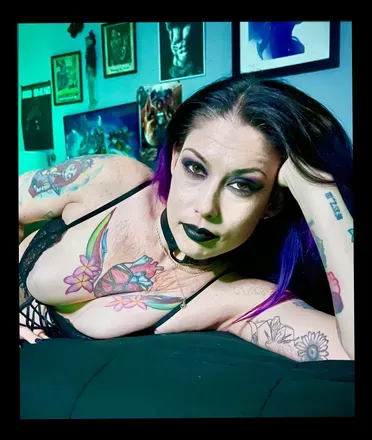 OnlyFans cuenta summerhazekinks avatar 1