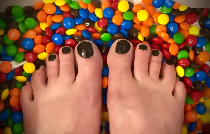 OnlyFans cuenta sassyfeet-21 header 2