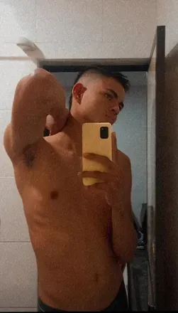 OnlyFans cuenta sebasleon01 avatar 1