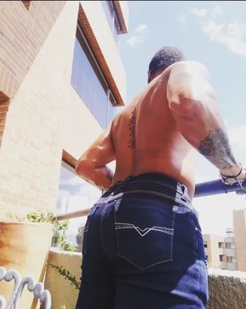 OnlyFans cuenta felipecortesq header 2