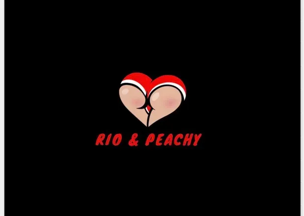 OnlyFans cuenta theerealpeachy header 2