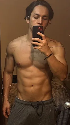 OnlyFans cuenta xaviervargas header 2