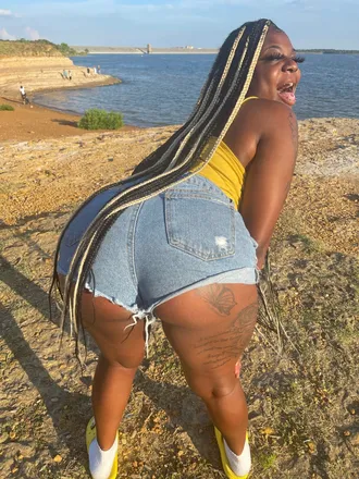OnlyFans cuenta bambiiilovee header 2