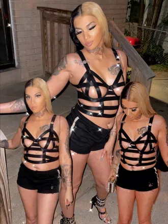 OnlyFans cuenta foreignfantasy4u header 2