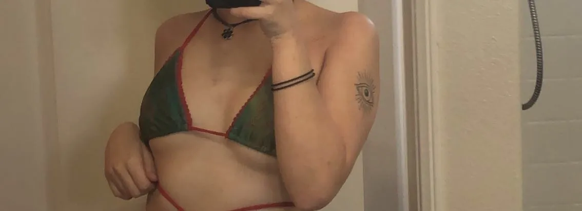 OnlyFans cuenta rowanlovie header 2