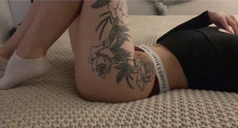 OnlyFans cuenta somelocalweirdo header 2