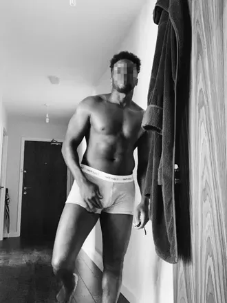 OnlyFans cuenta brxwneslens avatar 1