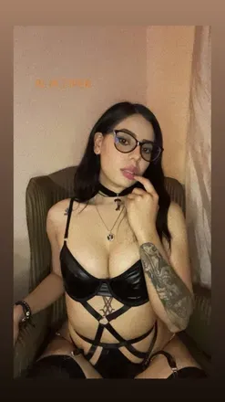 OnlyFans cuenta alikzifer avatar 1