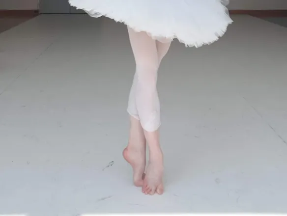 OnlyFans cuenta theballerinafeet header 2
