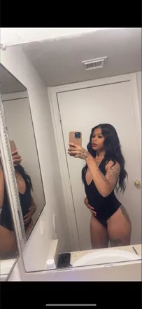 OnlyFans cuenta lalaa.amourr header 2