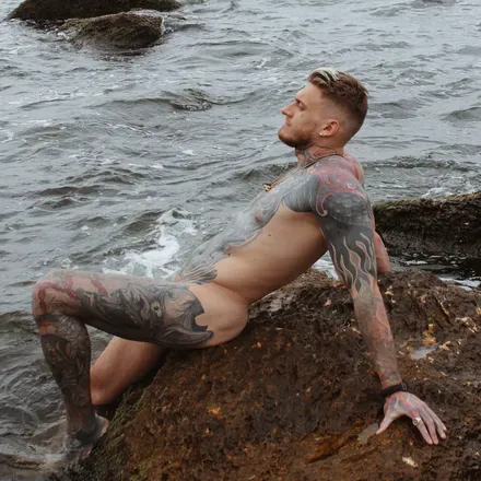 OnlyFans cuenta hot_ryan header 2