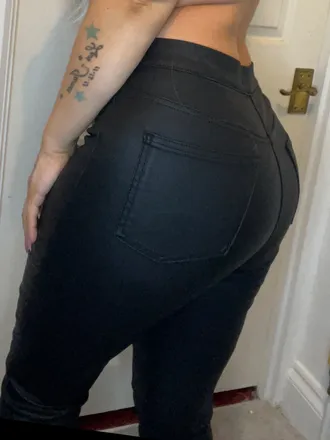 OnlyFans cuenta xxariesgoddessxx header 2