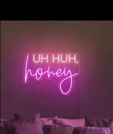 OnlyFans cuenta sophmaclaineee header 2