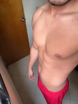 OnlyFans cuenta camilouribe header 2