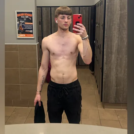 OnlyFans cuenta smashnoah69 header 2