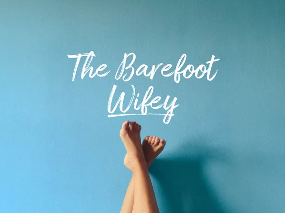 OnlyFans account  barefootwifey header 2