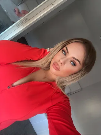 OnlyFans cuenta monroe.alina02 header 2