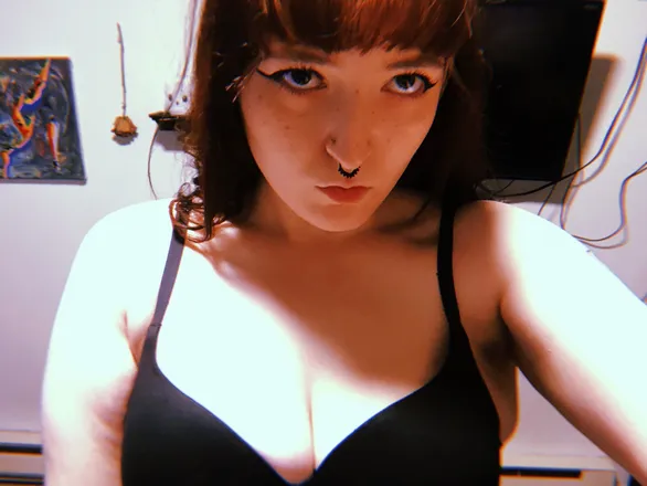 OnlyFans cuenta evilwormbaby header 2
