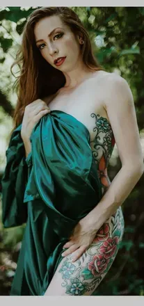 OnlyFans cuenta littleredtattedflower avatar 1
