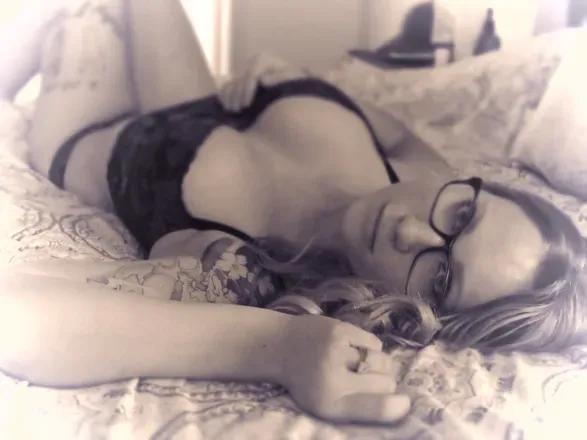 OnlyFans account  sarablackxxx header 2