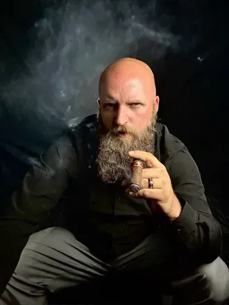 OnlyFans cuenta the_smoking_dom avatar 1