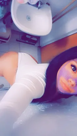 OnlyFans account  michellenriquez header 2