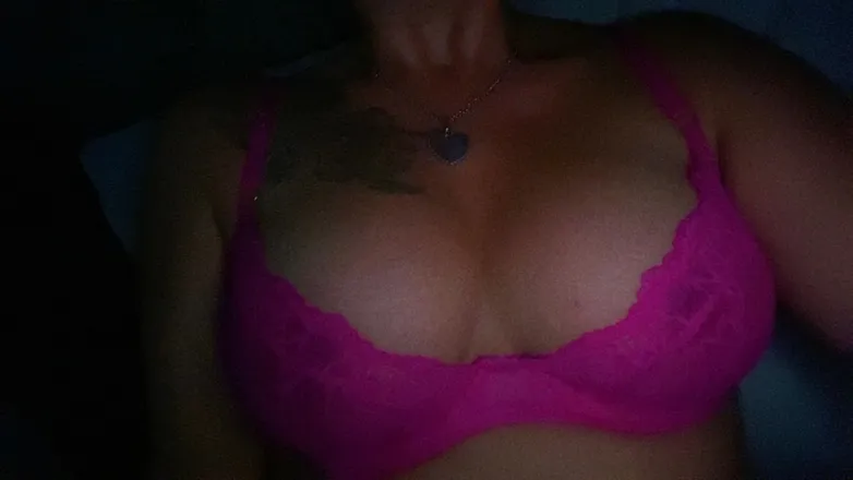 OnlyFans cuenta doitlikelucy header 2