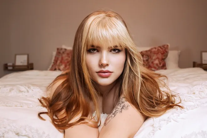 OnlyFans cuenta strawberrykenzie header 2