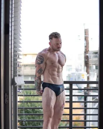 OnlyFans cuenta dinodeegan header 2