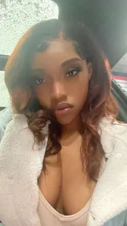 OnlyFans cuenta shhy99bb avatar 1