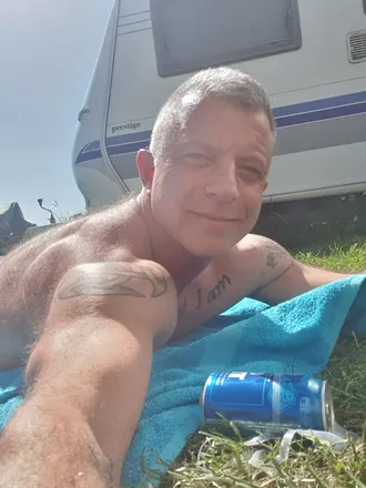 OnlyFans cuenta bearemuscle header 2